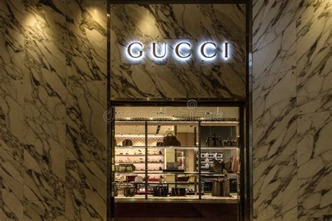 tienda gucci eeuu|Gucci fundador.